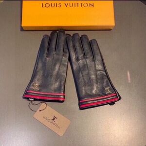 LV Signature Gloves